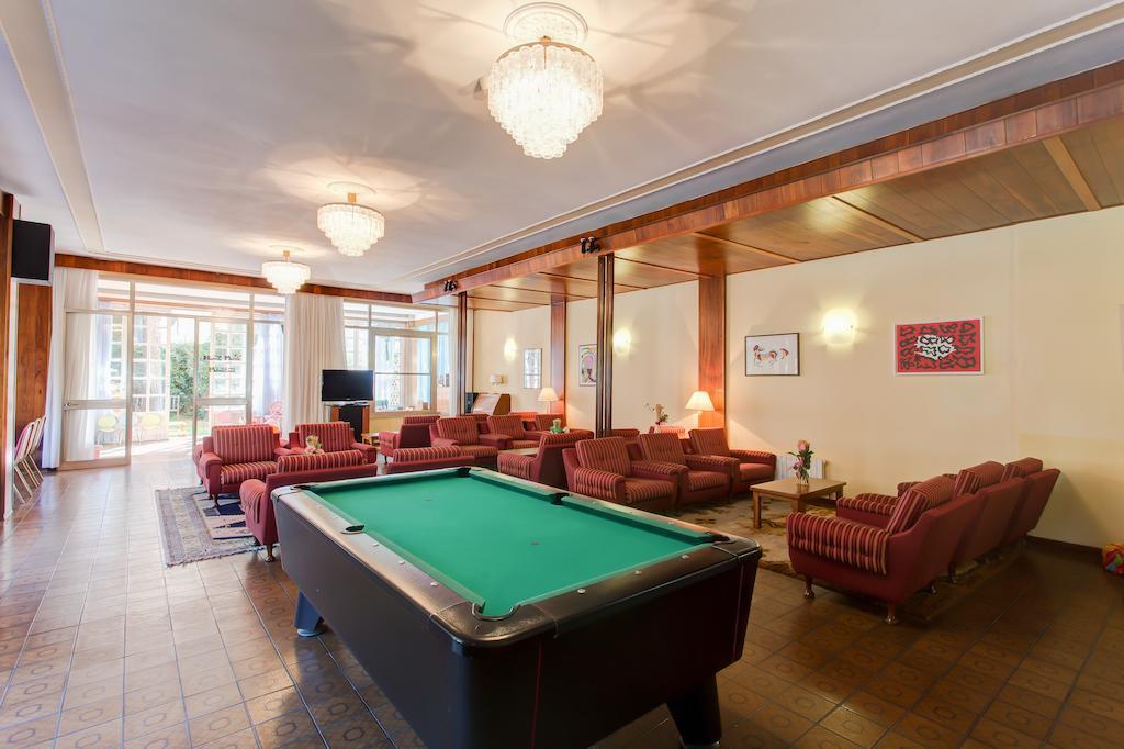 Hotel Meeting Чезенатико Экстерьер фото